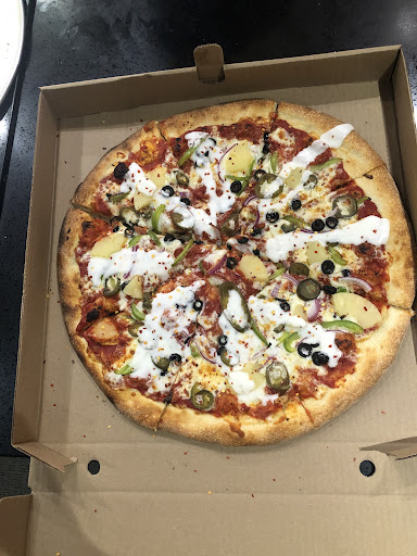 Photo of Real Canadian Pizza & Donair | Halal Pizza | Halal Wraps | Halal Wings | Platters - 702 Broadway Ave, Saskatoon, SK S7N 1B4